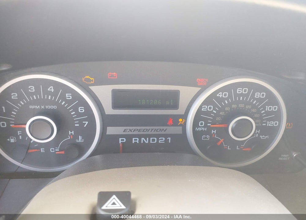 2005 FORD EXPEDITION EDDIE BAUER/KING RANCH VIN: 1FMFU18505LA98372