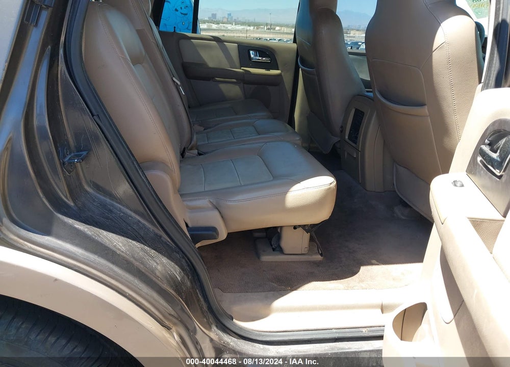 2005 FORD EXPEDITION EDDIE BAUER/KING RANCH VIN: 1FMFU18505LA98372
