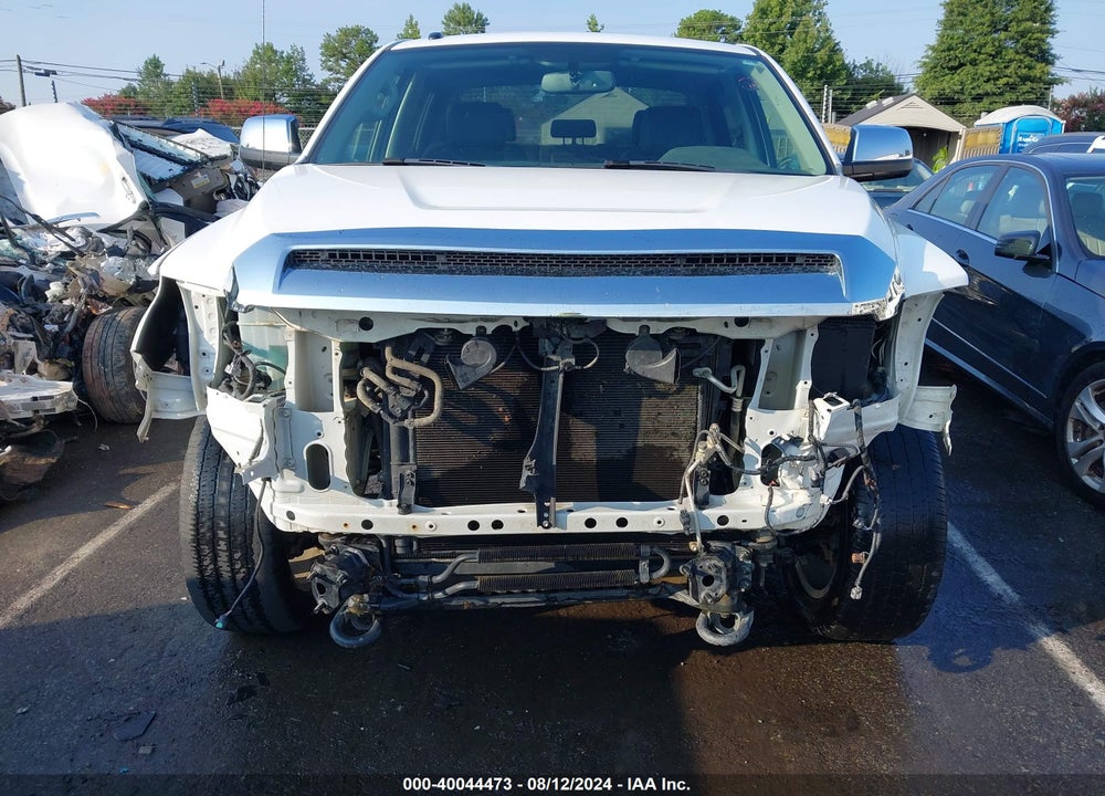 2017 TOYOTA TUNDRA LIMITED 5.7L V8 VIN: 5TFHW5F15HX640769