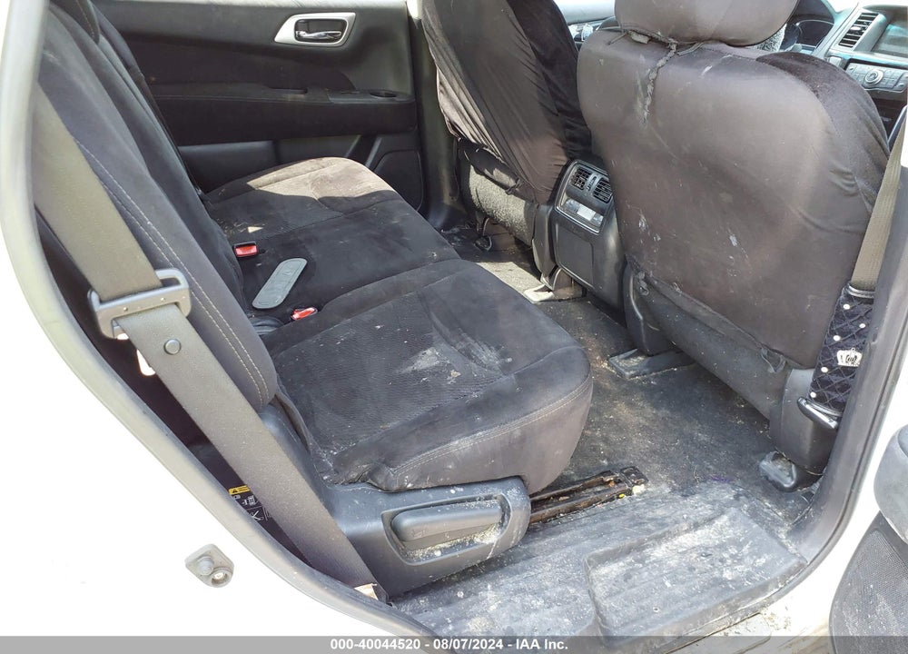 2014 NISSAN PATHFINDER S VIN: 5N1AR2MN0EC614639