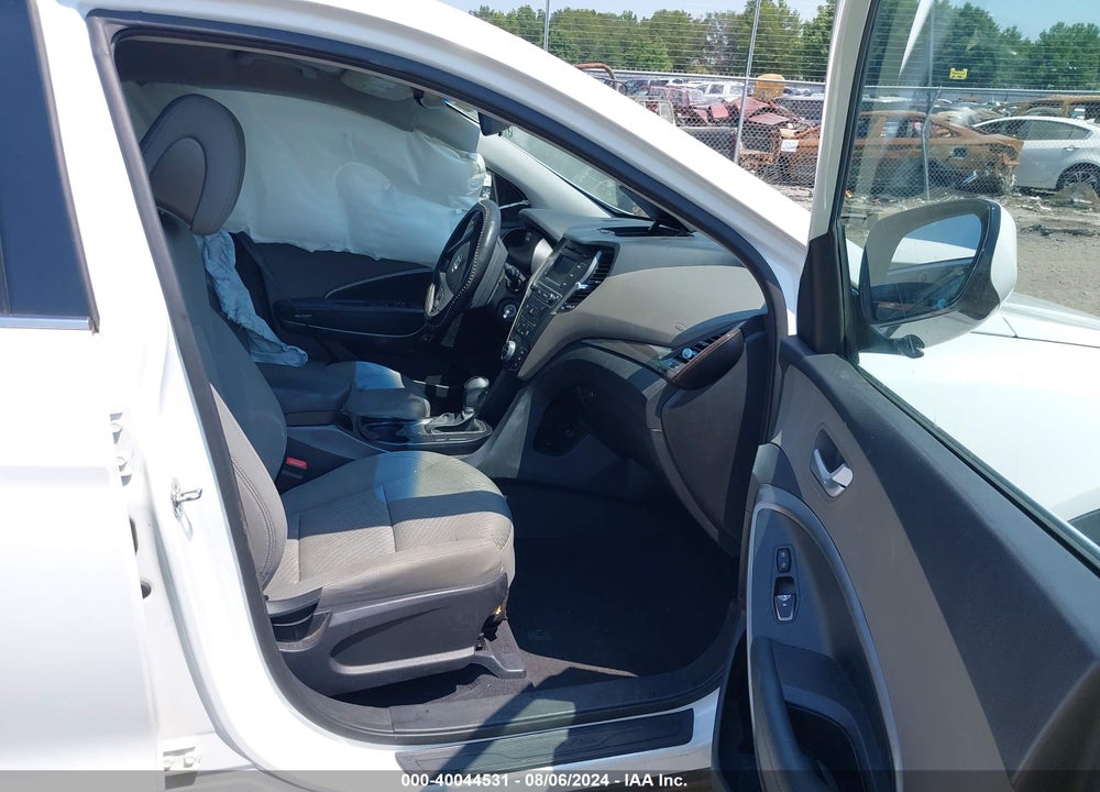 2018 HYUNDAI SANTA FE SPORT 2.4L VIN: 5NMZT3LB4JH077940