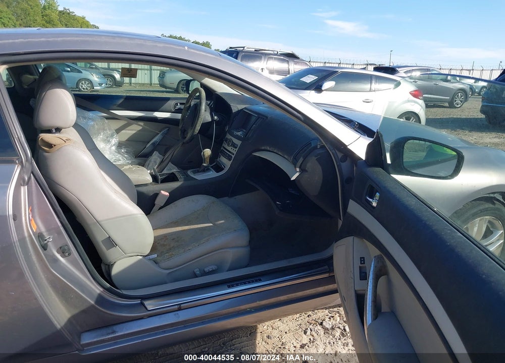 2008 INFINITI G37 JOURNEY VIN: JNKCV64EX8M113870
