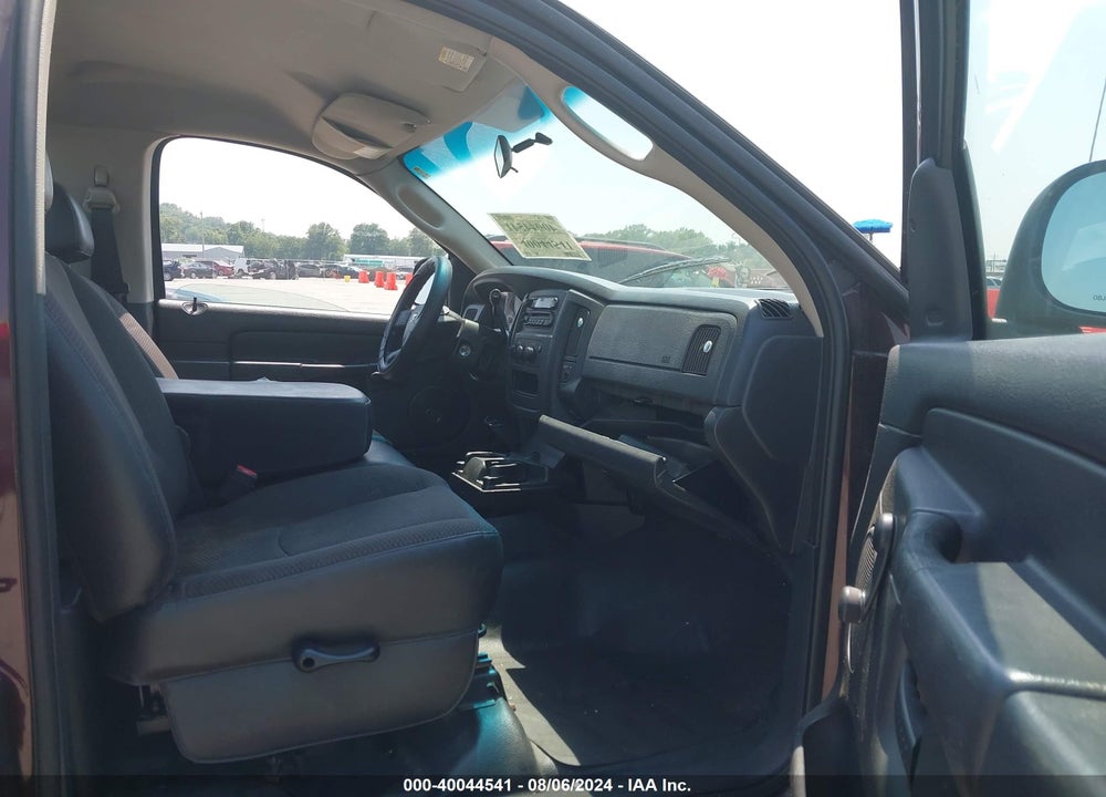 2004 DODGE RAM 1500 ST VIN: 1D7HA16K04J227712