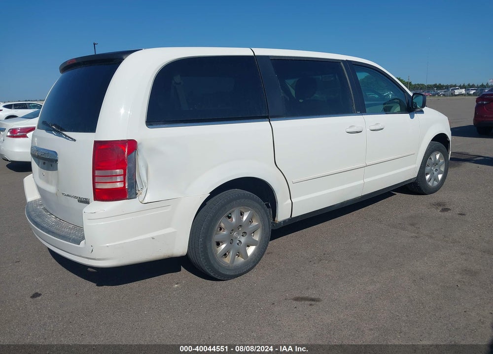 2009 CHRYSLER TOWN & COUNTRY LX VIN: 2A8HR44E09R637990