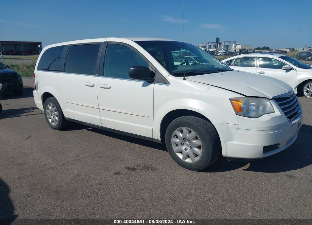 2009 CHRYSLER TOWN & COUNTRY LX VIN: 2A8HR44E09R637990