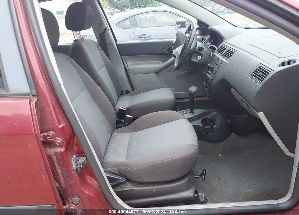 2006 FORD FOCUS SE/ZX4 VIN: 1FAFP34N26W252535