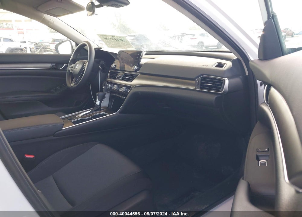 2022 HONDA ACCORD VIN: 1HGCV1F17NA057710