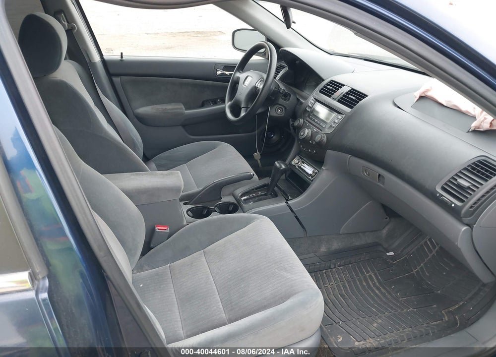 2003 HONDA ACCORD 2.4 LX VIN: 1HGCM56383A039158