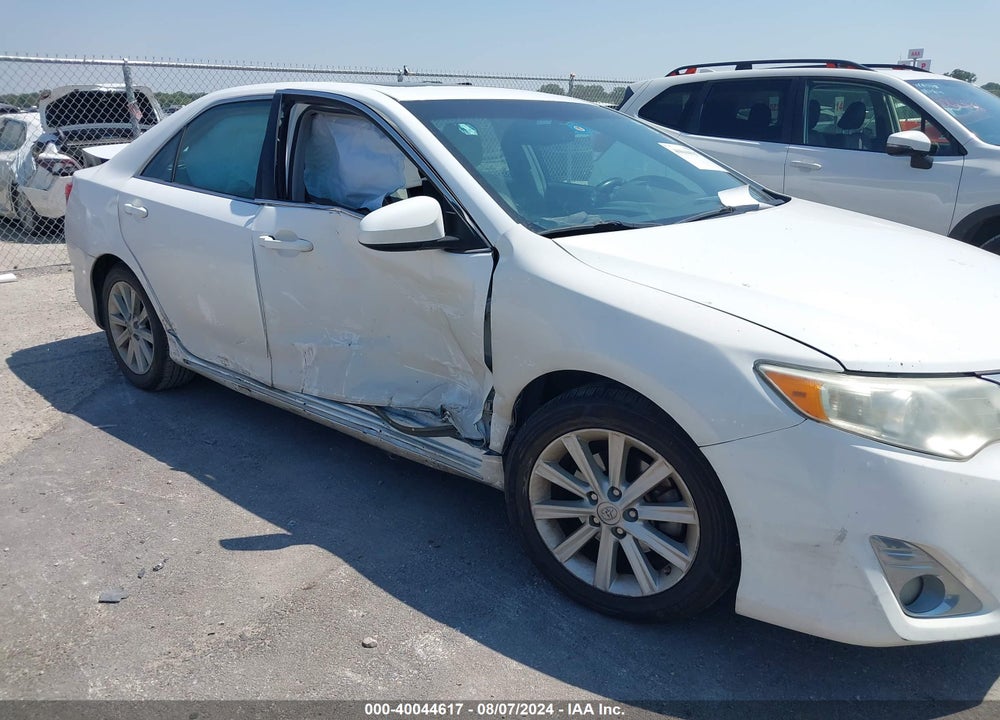 2013 TOYOTA CAMRY XLE VIN: 4T4BF1FK0DR302135