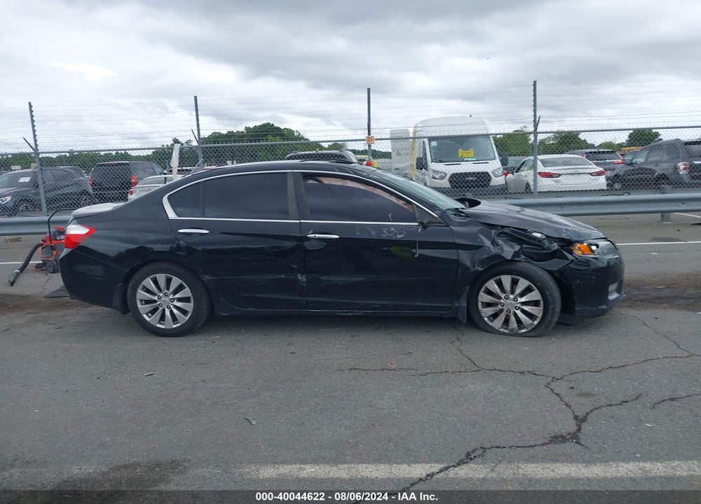 2013 HONDA ACCORD EX-L VIN: 1HGCR2F86DA051810
