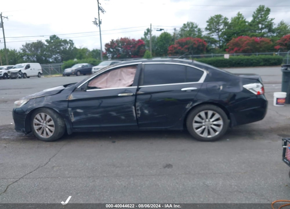 2013 HONDA ACCORD EX-L VIN: 1HGCR2F86DA051810