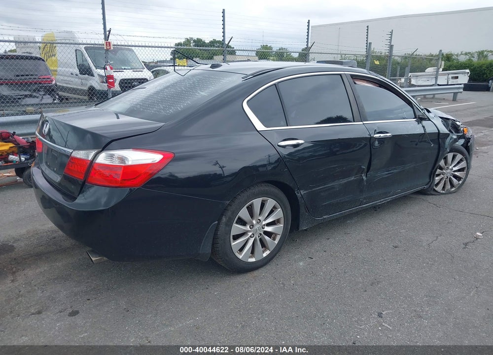 2013 HONDA ACCORD EX-L VIN: 1HGCR2F86DA051810