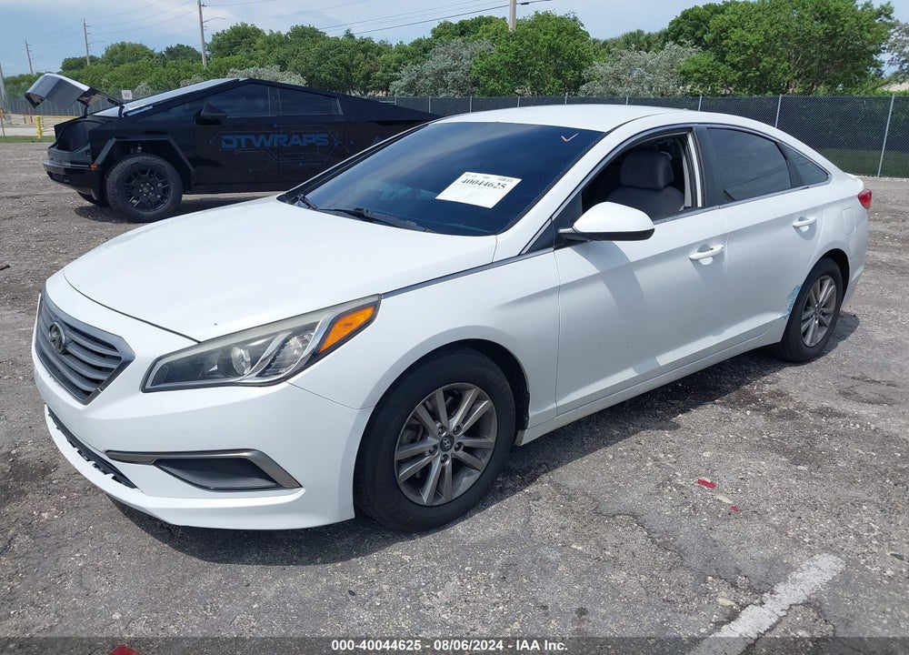 2016 HYUNDAI SONATA SE VIN: 5NPE24AFXGH329201