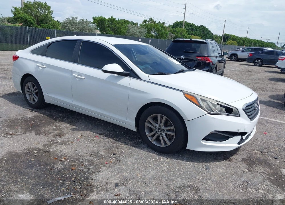 2016 HYUNDAI SONATA SE VIN: 5NPE24AFXGH329201