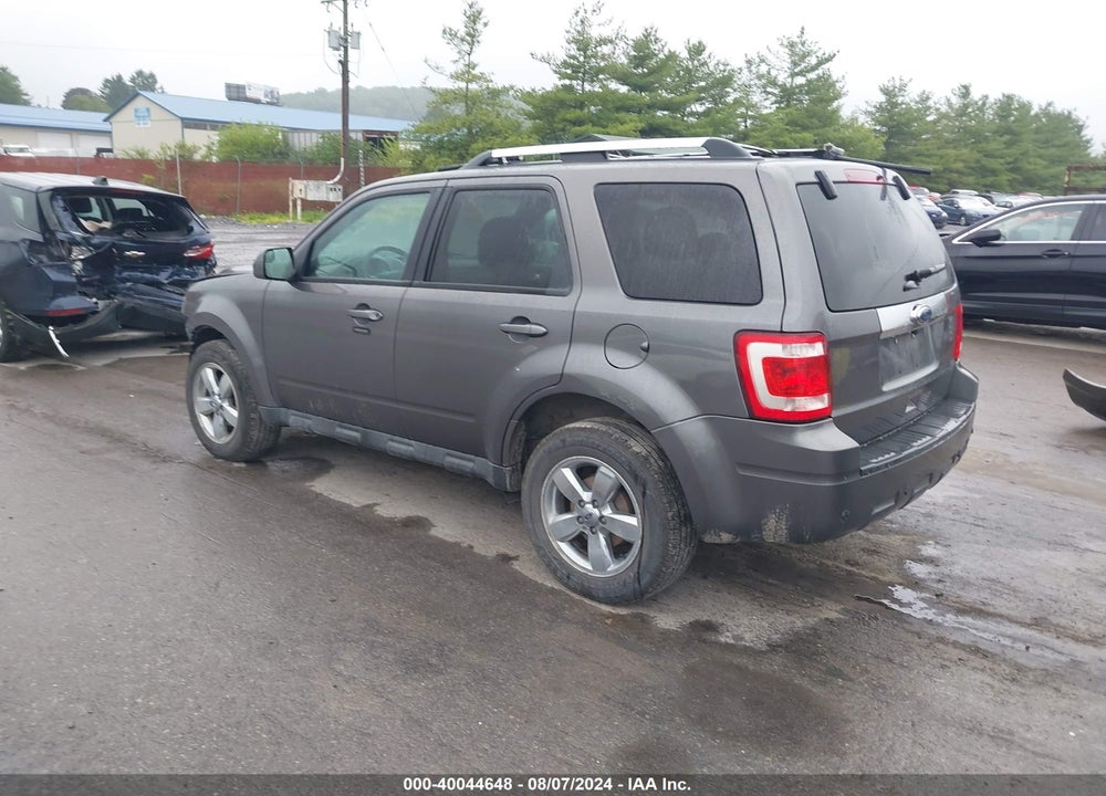 2011 FORD ESCAPE VIN: 1FMCU9EG1BKB38239
