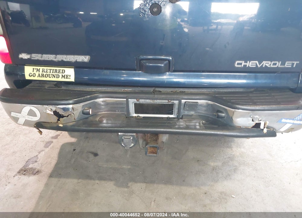 2004 CHEVROLET SUBURBAN 2500 LT VIN: 3GNGK26U44G212147