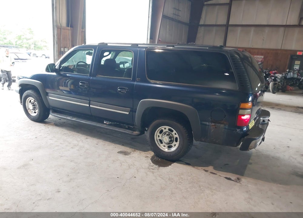 2004 CHEVROLET SUBURBAN 2500 LT VIN: 3GNGK26U44G212147