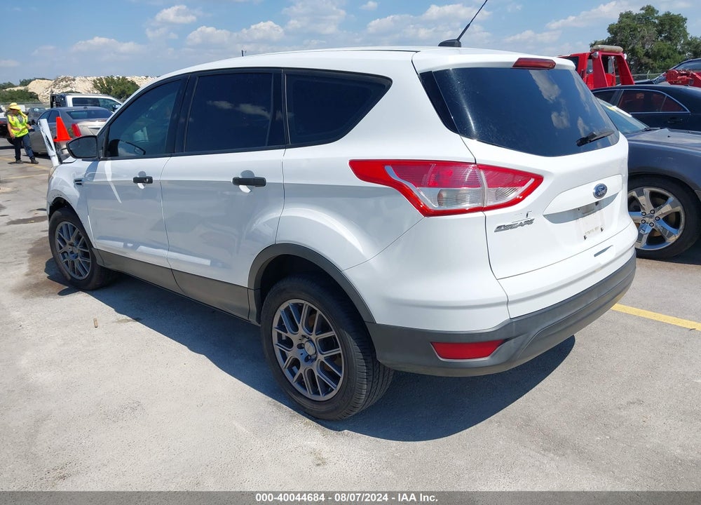 2013 FORD ESCAPE VIN: 1FMCU0F70DUA93179