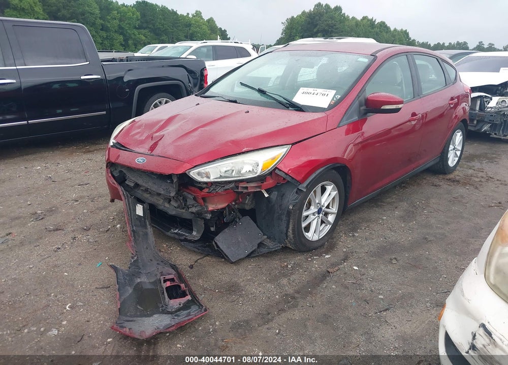 2015 FORD FOCUS SE VIN: 1FADP3K25FL318223