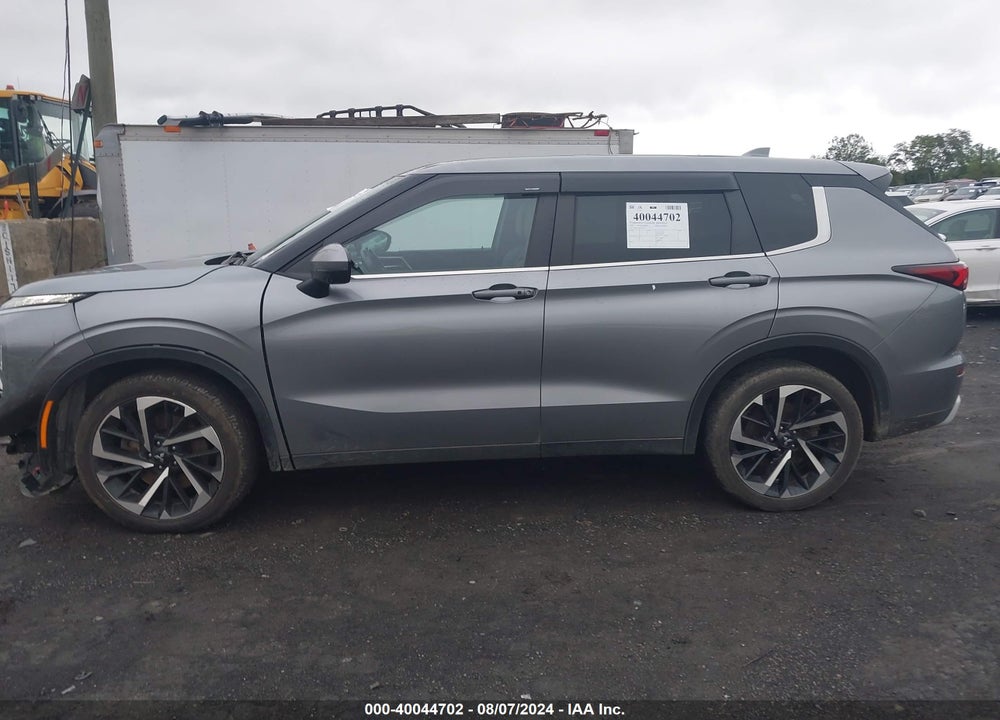 2022 MITSUBISHI OUTLANDER SE 2.5 S-AWC VIN: JA4J4UA83NZ013035