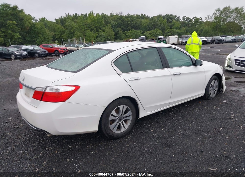 2015 HONDA ACCORD LX VIN: 1HGCR2F38FA225562