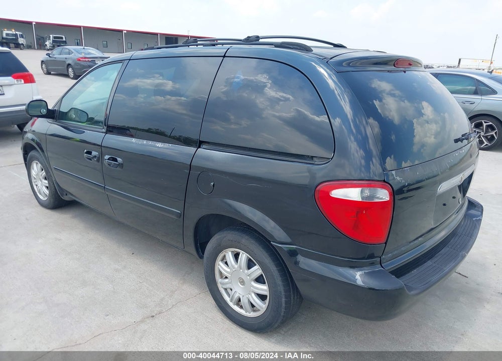 2007 CHRYSLER TOWN & COUNTRY VIN: 1A4GJ45R77B120493