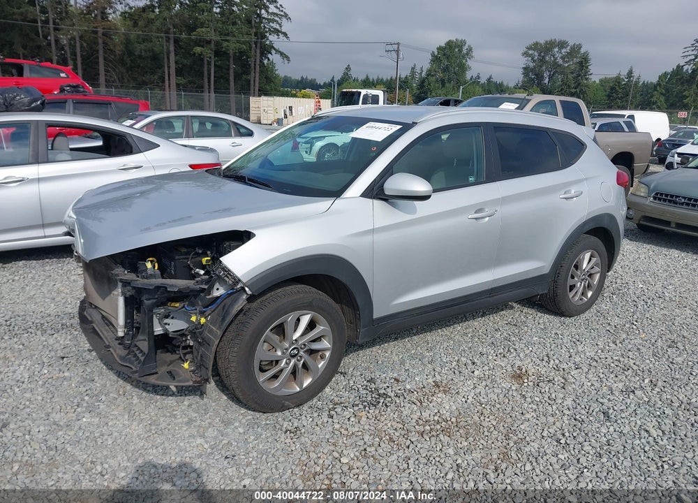 2016 HYUNDAI TUCSON SE VIN: KM8J3CA42GU116541
