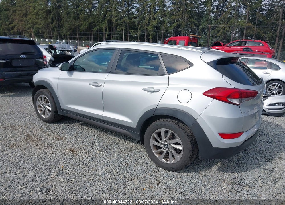 2016 HYUNDAI TUCSON SE VIN: KM8J3CA42GU116541