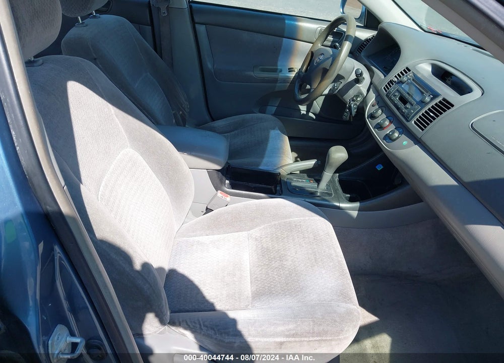 2003 TOYOTA CAMRY LE VIN: JTDBE32K430230171