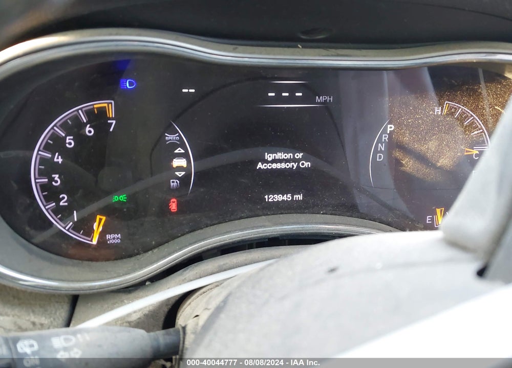 2018 CHEROKEE JEEP GRAND  LIMITED 4X2 VIN: 1C4RJEBG5JC218723