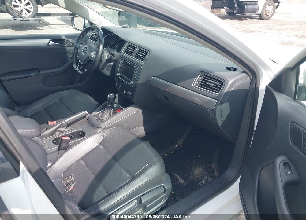2016 VOLKSWAGEN JETTA 1.4T SE VIN: 3VWD67AJ2GM408925