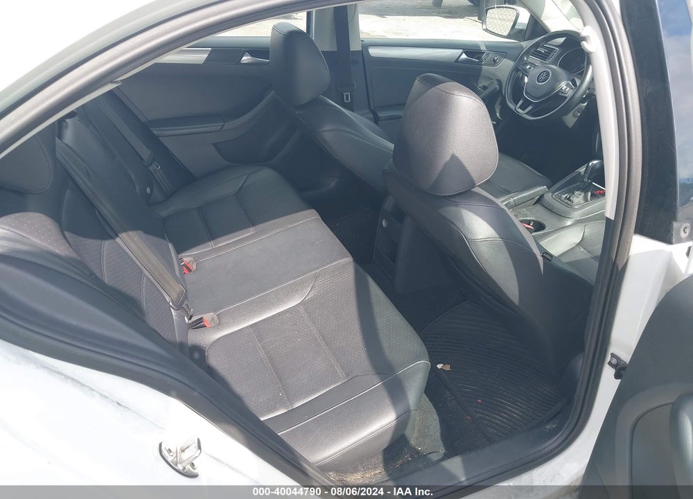 2016 VOLKSWAGEN JETTA 1.4T SE VIN: 3VWD67AJ2GM408925