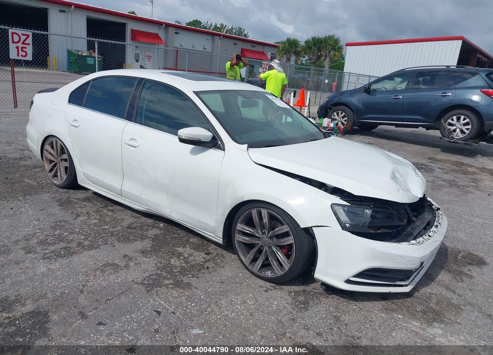 2016 VOLKSWAGEN JETTA 1.4T SE VIN: 3VWD67AJ2GM408925