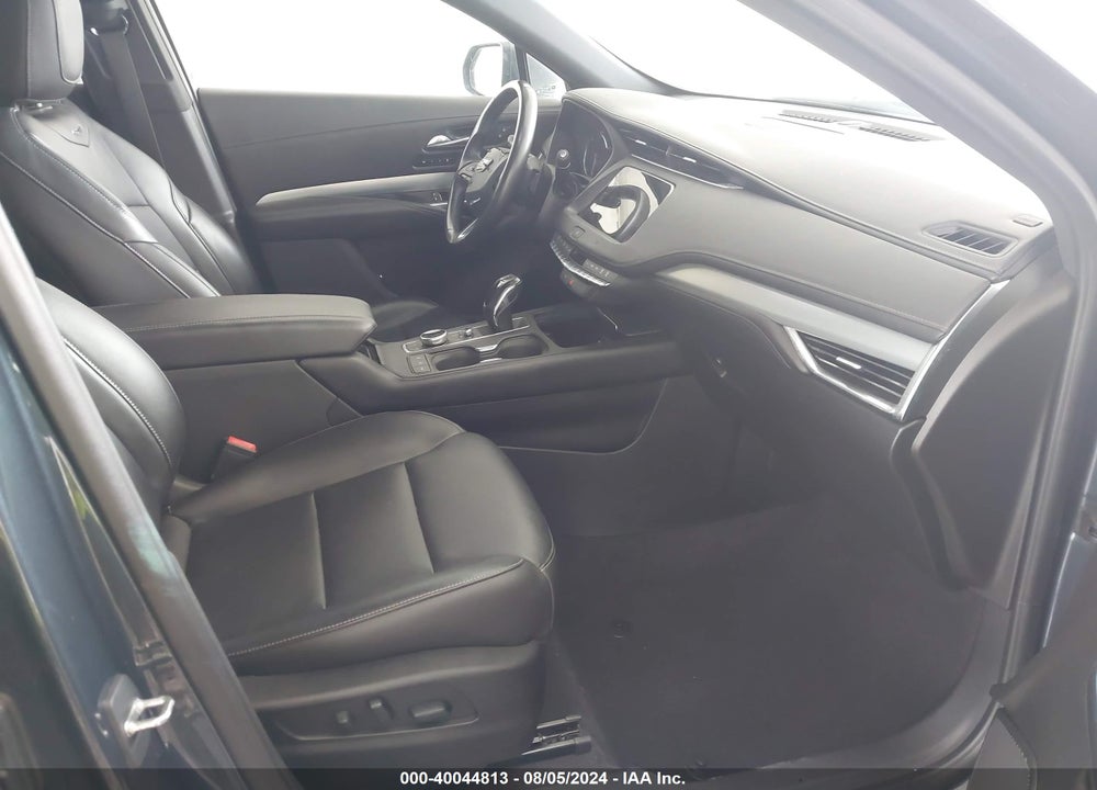 2019 CADILLAC XT4 PREMIUM LUXURY VIN: 1GYFZCR43KF153330