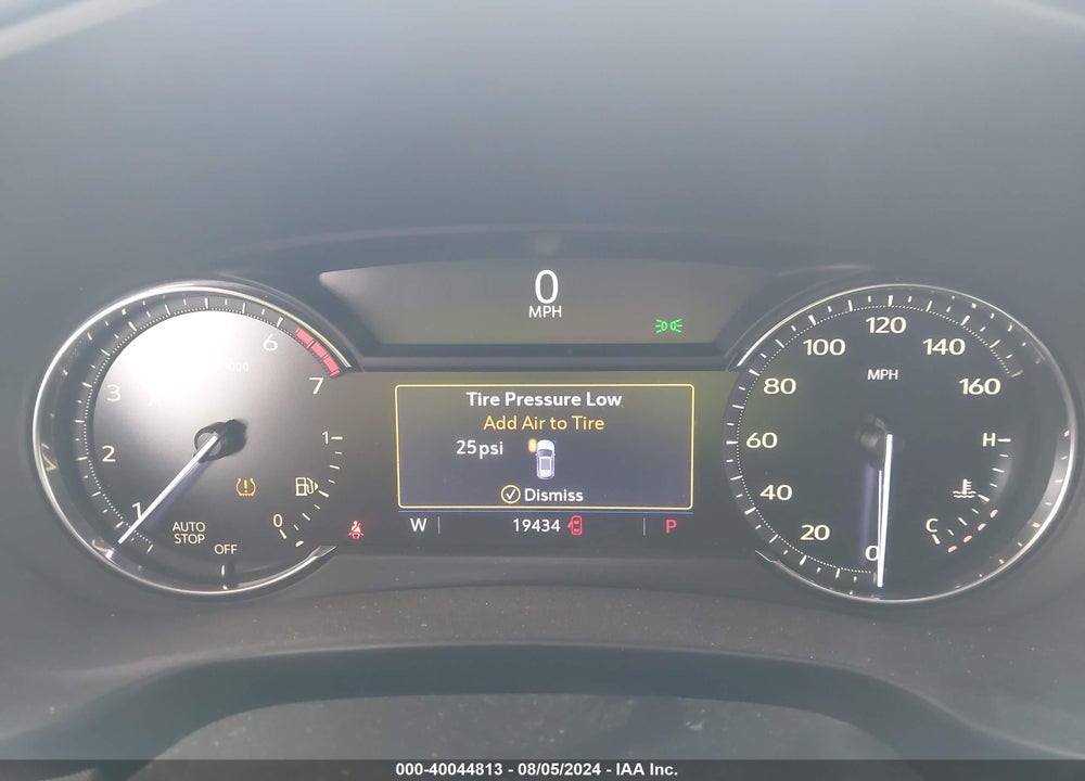 2019 CADILLAC XT4 PREMIUM LUXURY VIN: 1GYFZCR43KF153330