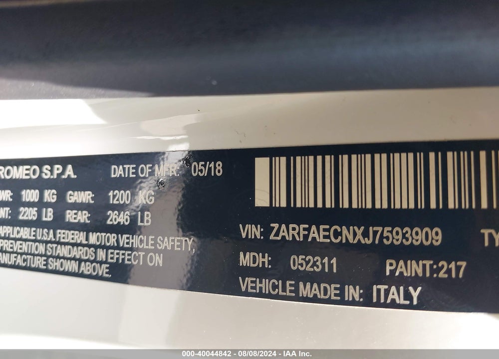 2018 ALFA ROMEO GIULIA TI LUSSO RWD VIN: ZARFAECNXJ7593909
