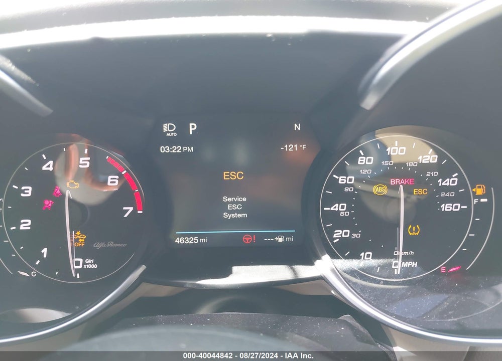 2018 ALFA ROMEO GIULIA TI LUSSO RWD VIN: ZARFAECNXJ7593909