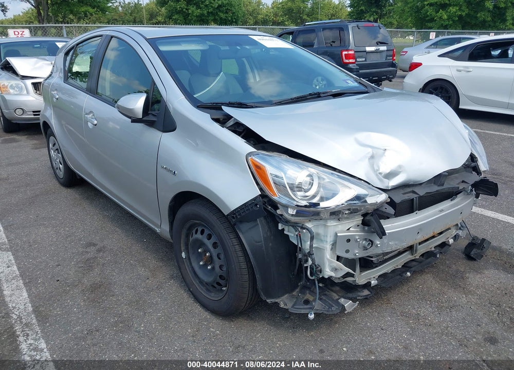 2016 TOYOTA PRIUS C ONE VIN: JTDKDTB3XG1590766