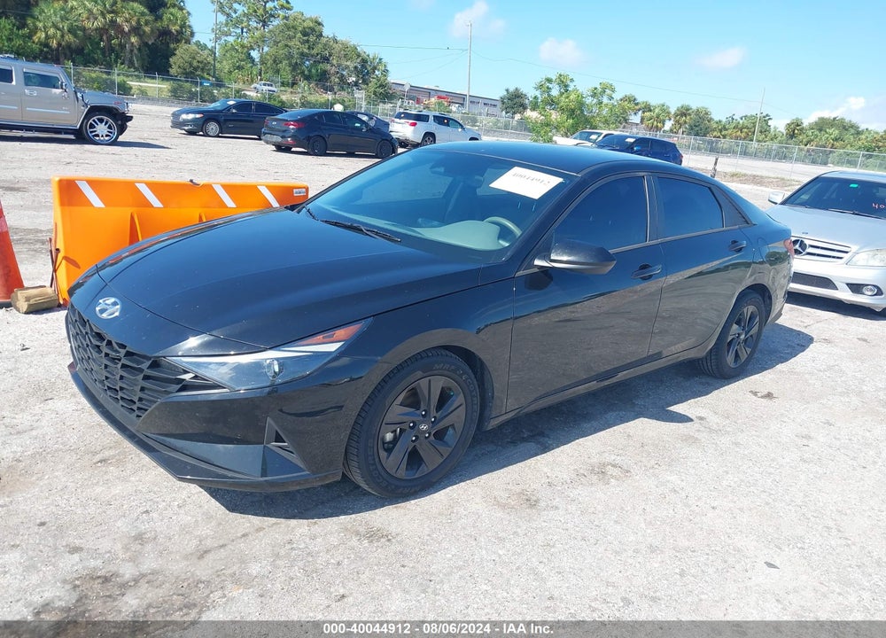 2021 HYUNDAI ELANTRA SEL VIN: 5NPLM4AG1MH032727