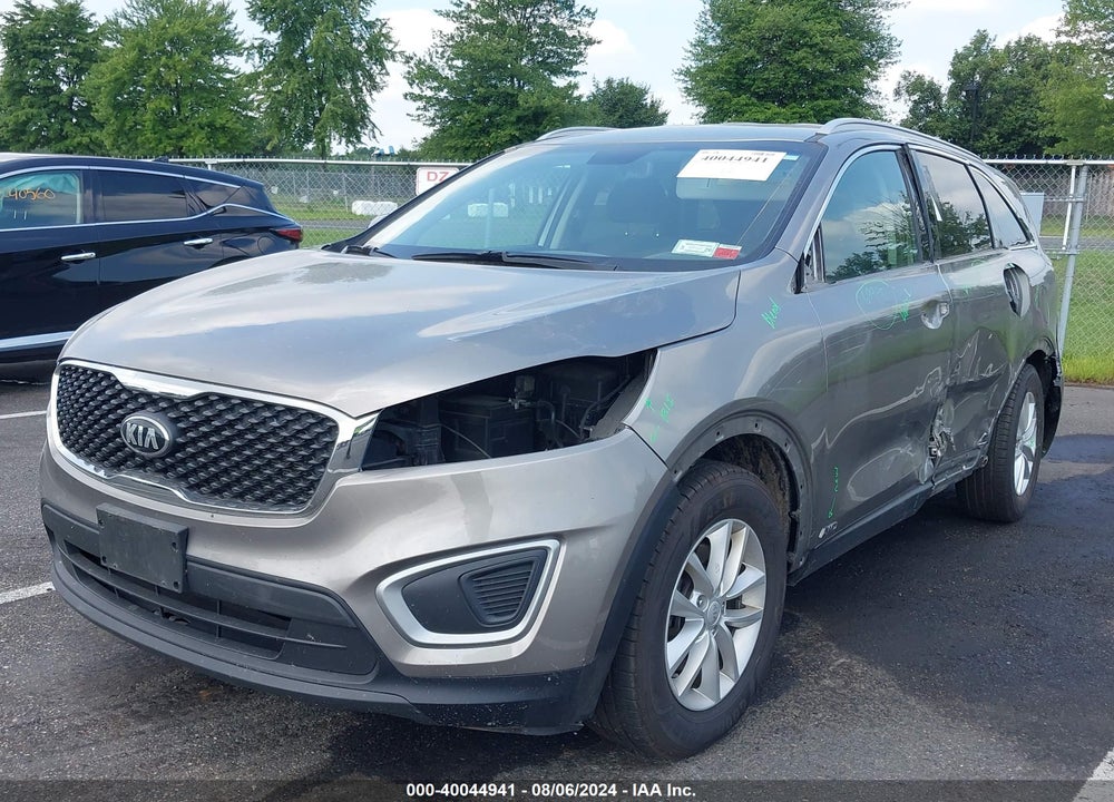 2018 KIA SORENTO 2.4L LX VIN: 5XYPGDA33JG377167