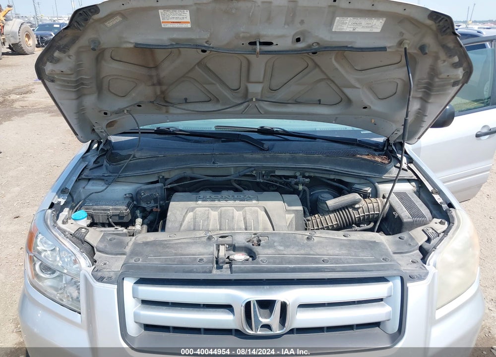 2007 HONDA PILOT LX VIN: 5FNYF28187B035021