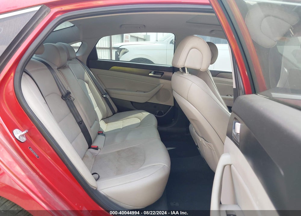 2017 HYUNDAI SONATA VIN: 5NPE34AF3HH576168