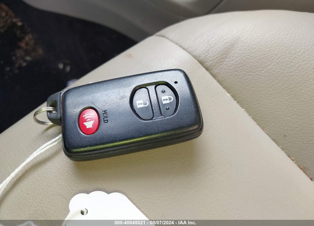 2012 TOYOTA PRIUS V FIVE VIN: JTDZN3EU8C3133386