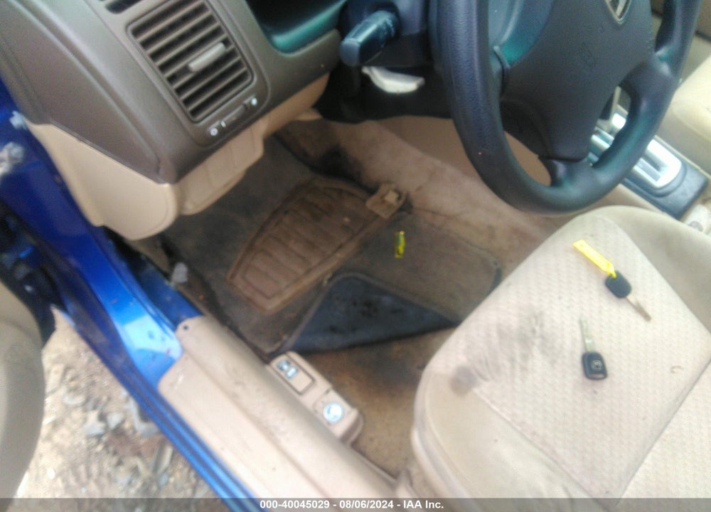 2004 HONDA CIVIC VIN: 1HGES16324L024099