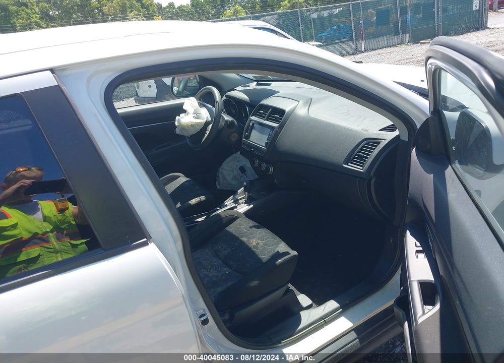 2020 MITSUBISHI OUTLANDER SPORT 2.0 ES AWC VIN: JA4AR3AU0LU026652