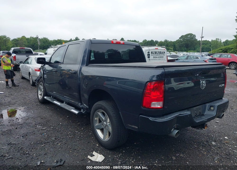 2015 RAM 1500 EXPRESS VIN: 1C6RR7KT2FS550852
