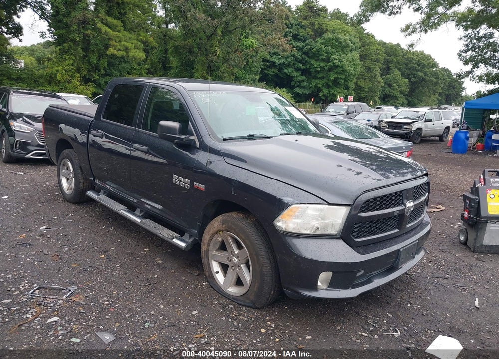 2015 RAM 1500 EXPRESS VIN: 1C6RR7KT2FS550852