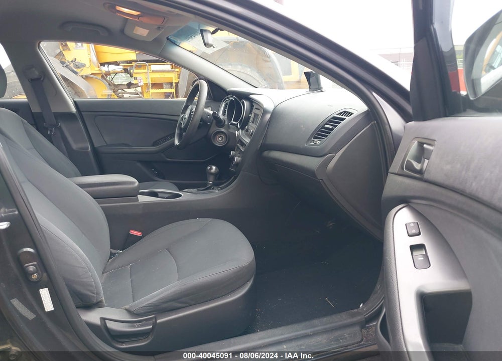 2015 KIA OPTIMA LX VIN: KNAGM4A72F5630228
