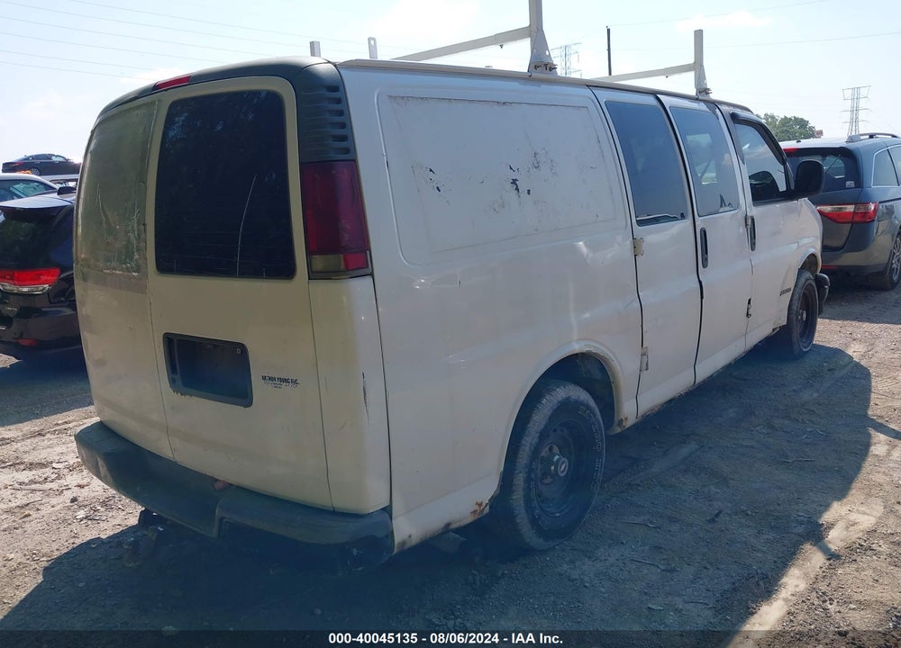 2002 CHEVROLET EXPRESS VIN: 1GCFG15WX21189939