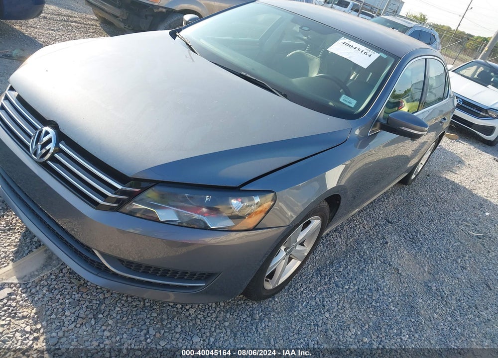 2014 VOLKSWAGEN PASSAT 1.8T SE VIN: 1VWBS7A34EC117202